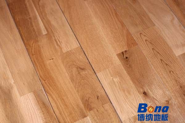 中学篮球运动木地板怎样保养