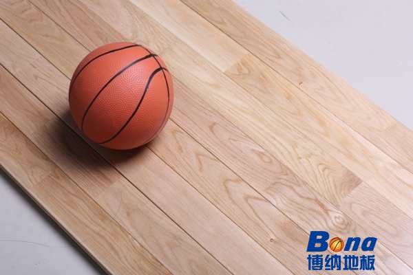 有什么体育运动木地板清洁保养