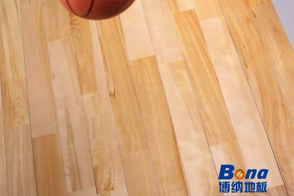 有什么体育运动木地板清洁保养