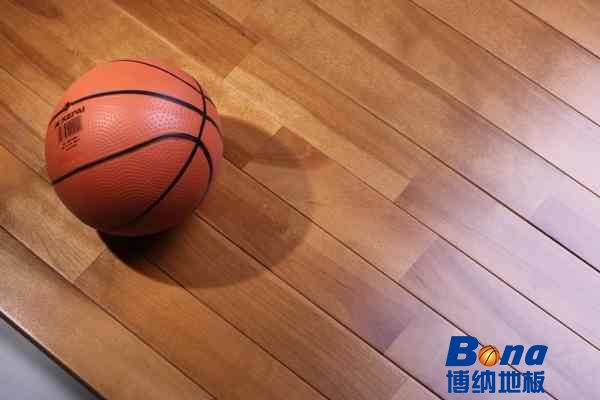 主辅龙骨篮球运动木地板怎样保养