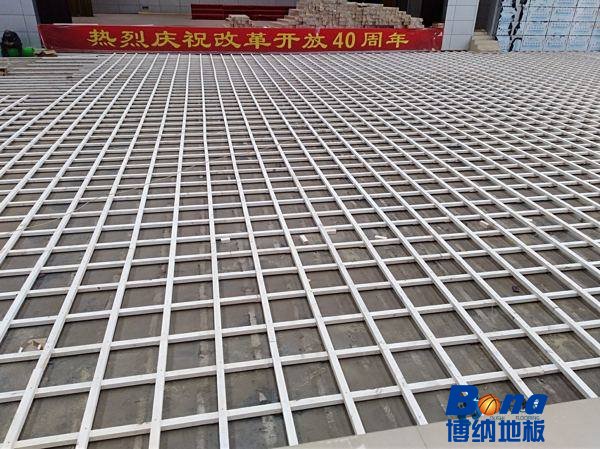 用什么篮球体育地板价格一般多少钱一平方米